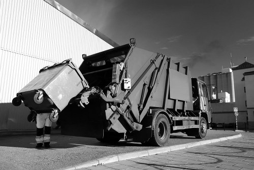 Commercial waste removal services in Charlton